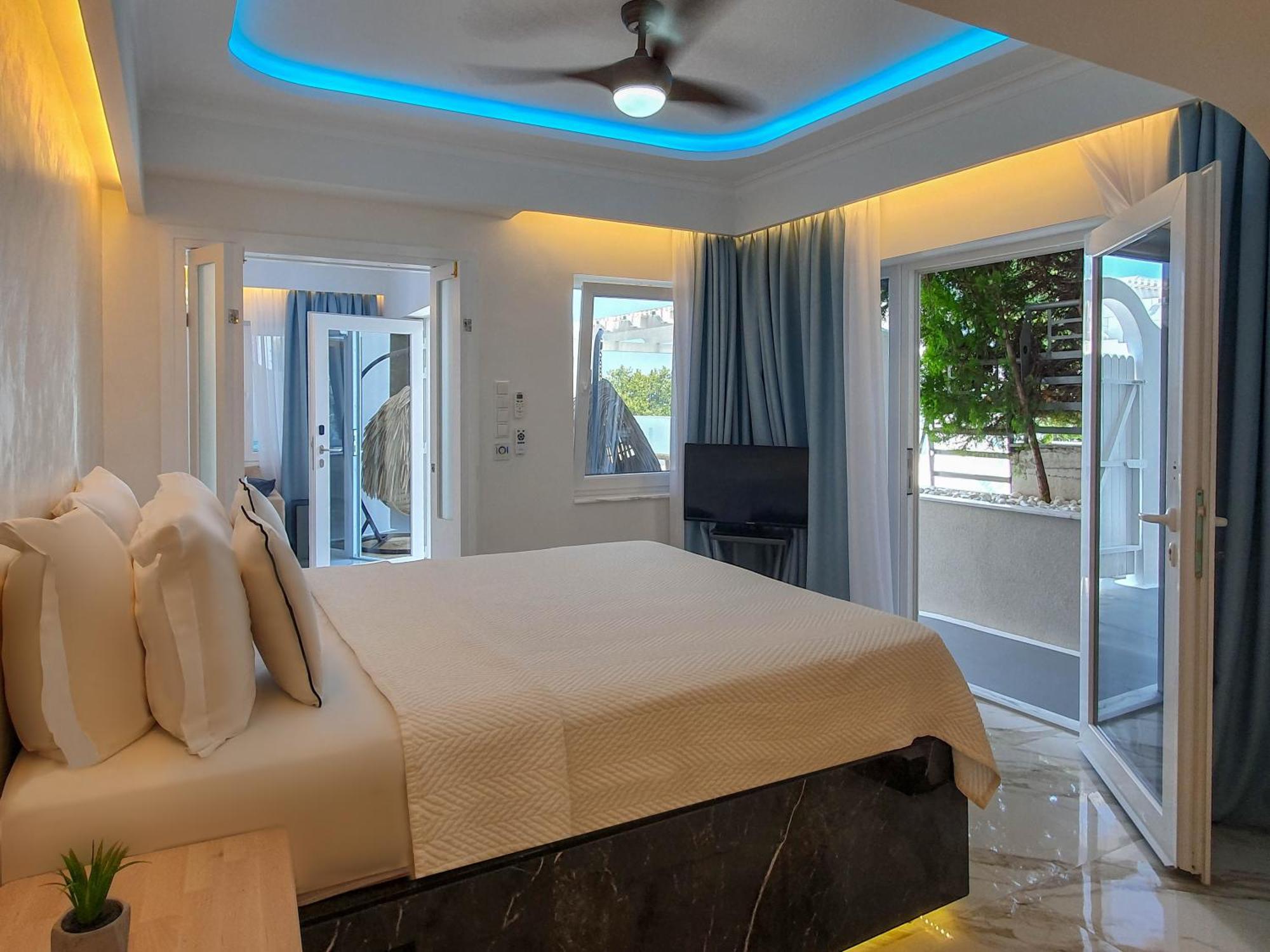Panorama Suites & Spa - Adults Only สตอมยอน ห้อง รูปภาพ