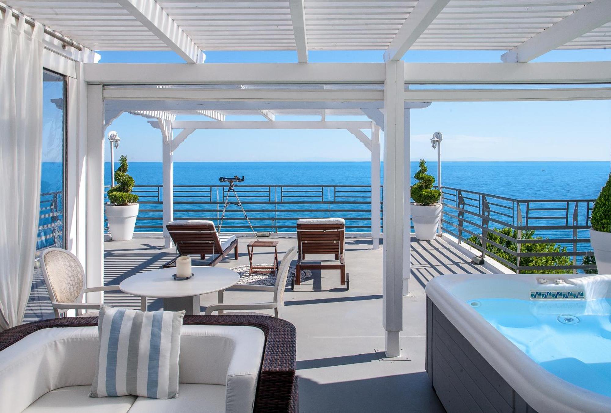 Panorama Suites & Spa - Adults Only สตอมยอน ห้อง รูปภาพ