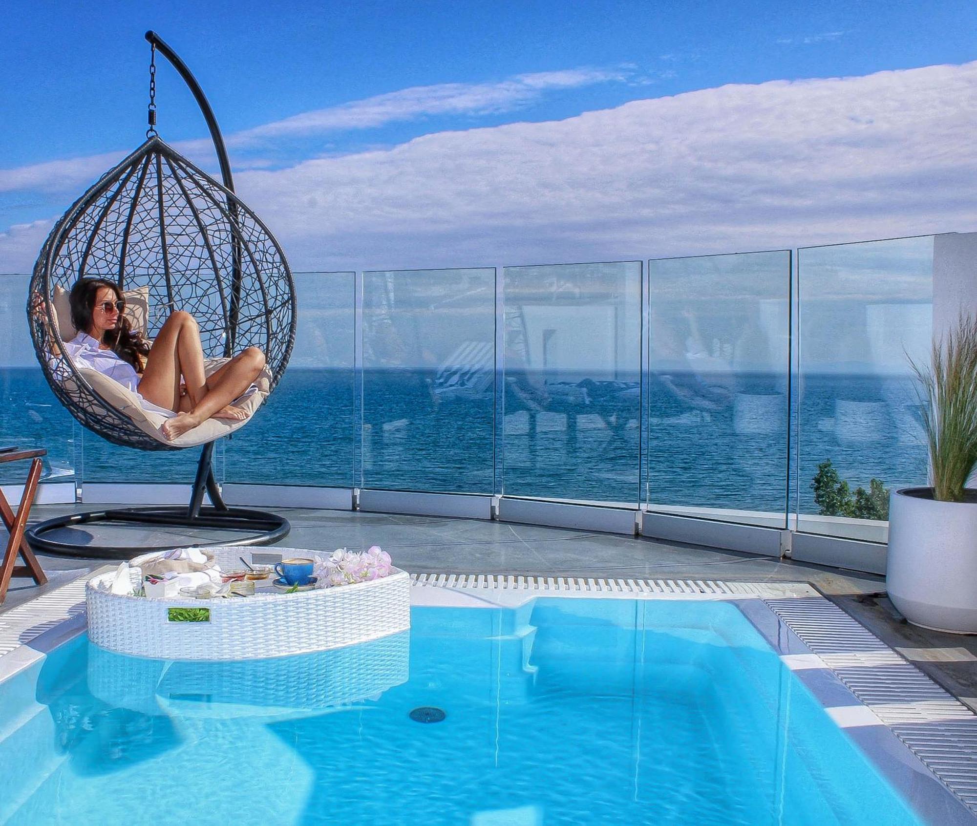 Panorama Suites & Spa - Adults Only สตอมยอน ภายนอก รูปภาพ