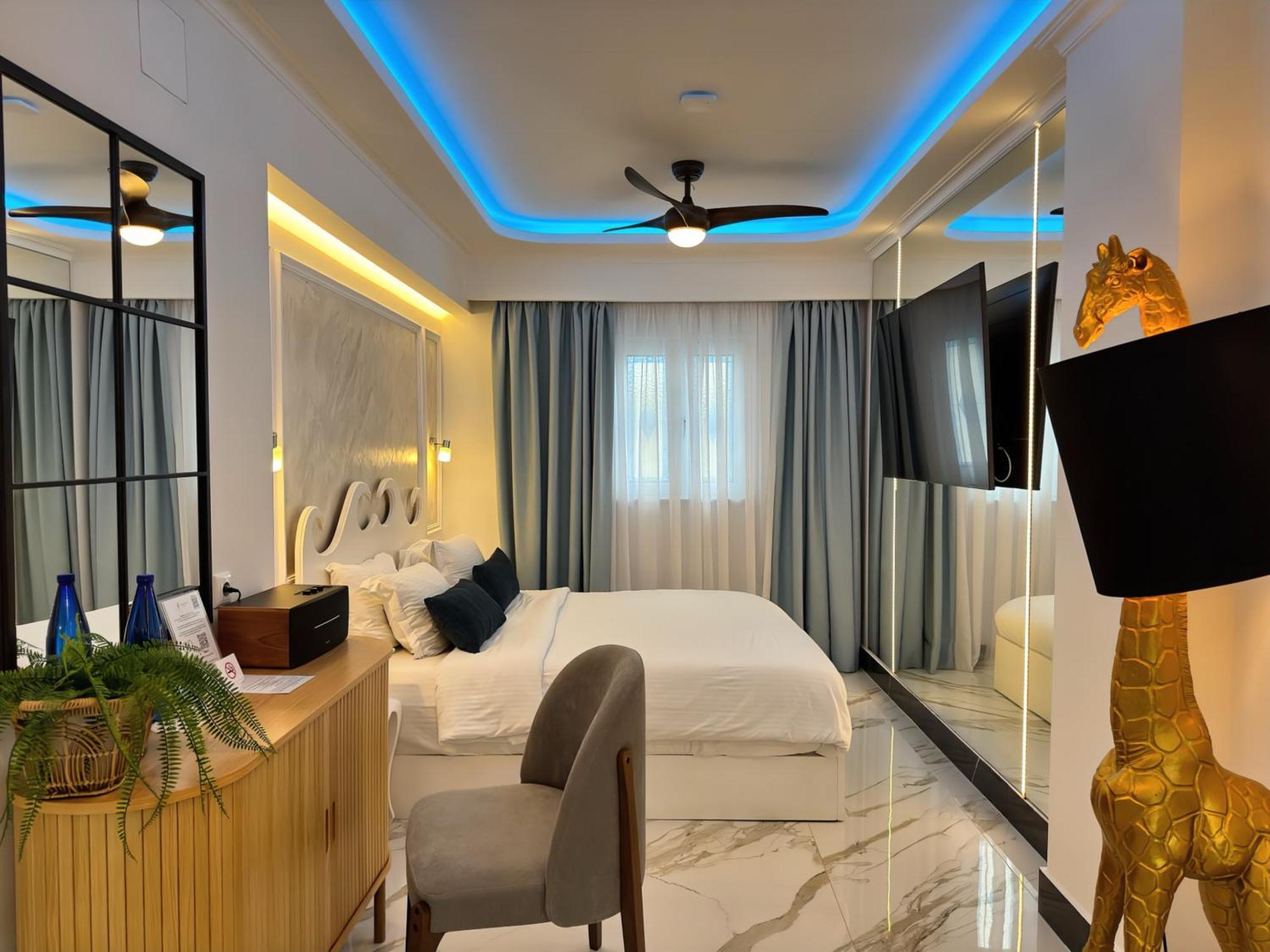 Panorama Suites & Spa - Adults Only สตอมยอน ห้อง รูปภาพ