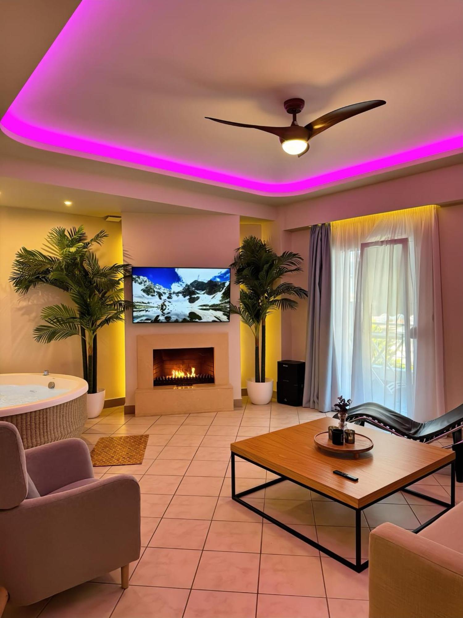 Panorama Suites & Spa - Adults Only สตอมยอน ห้อง รูปภาพ