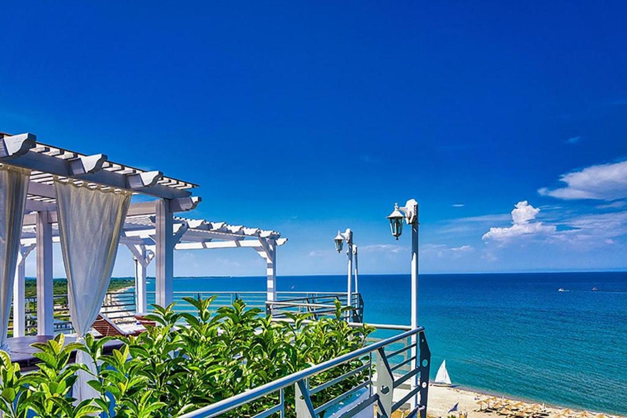 Panorama Suites & Spa - Adults Only สตอมยอน ภายนอก รูปภาพ