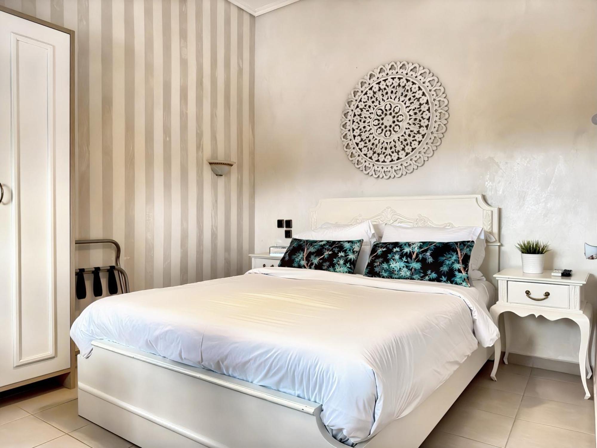 Panorama Suites & Spa - Adults Only สตอมยอน ห้อง รูปภาพ